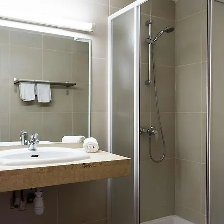 Logis Cartier Otel 3*