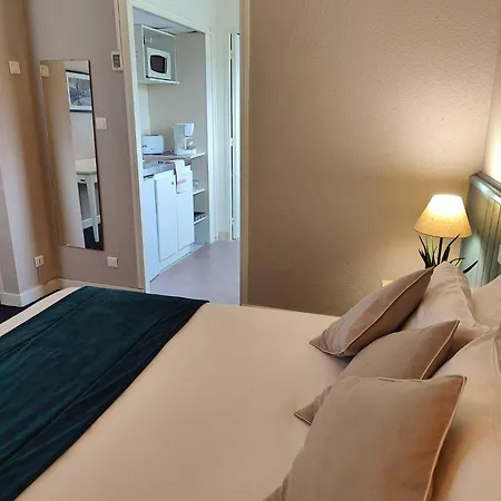 호텔 Logis Cartier 3*