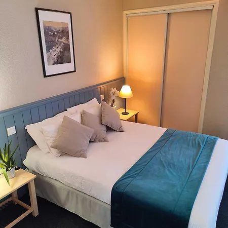 Otel Logis Cartier 3*