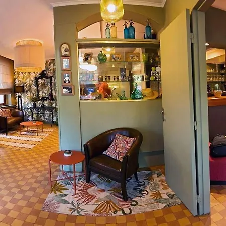 Logis Cartier Otel Quillan